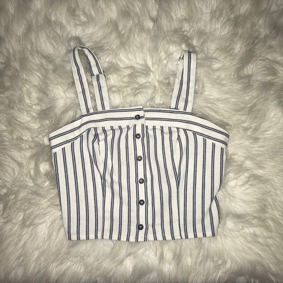Tilly's Tops - Stripped crop top